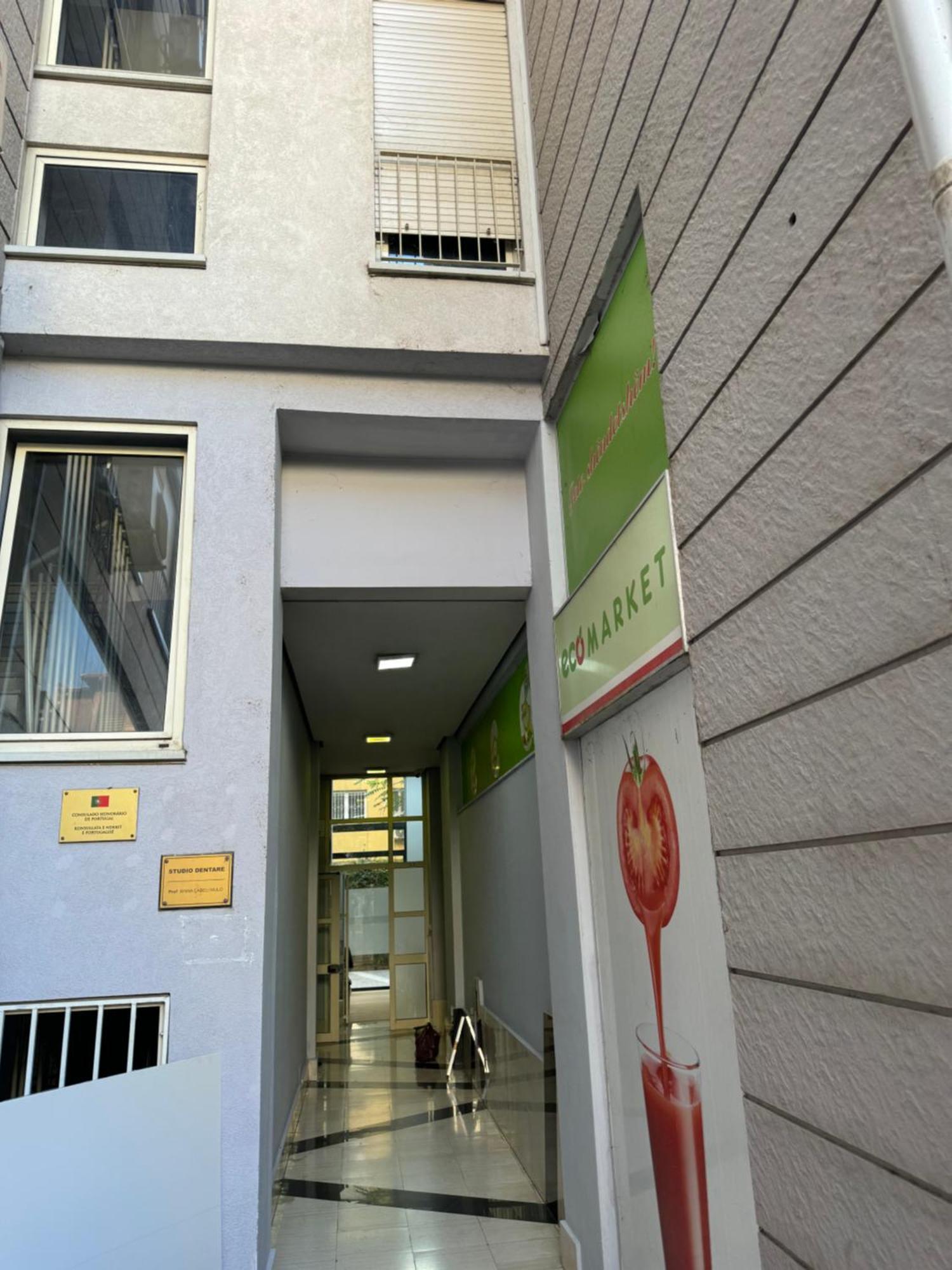 Apartment Centre Lions Gate 8 Tirana