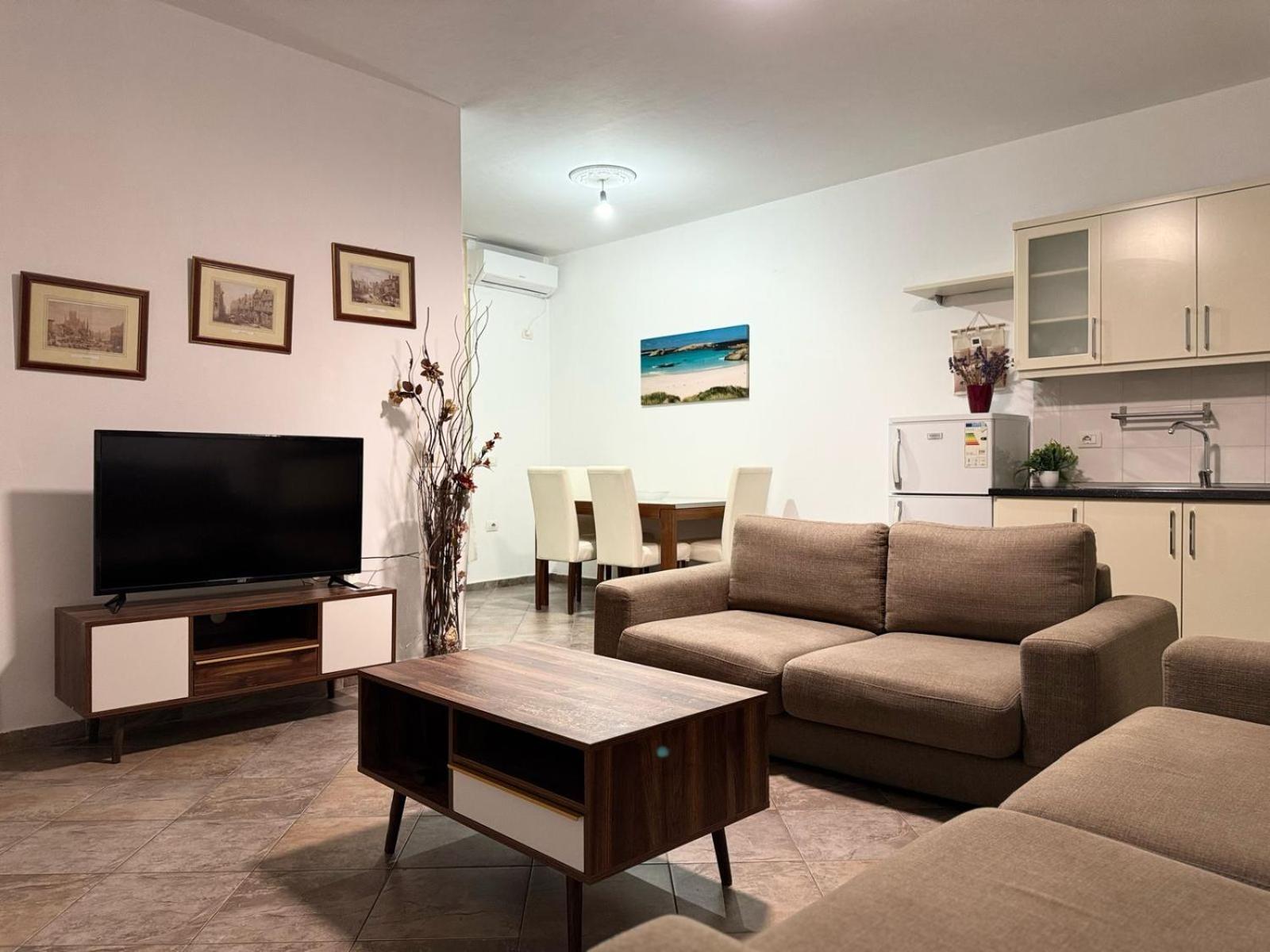 Apartment Centre Lions Gate 8